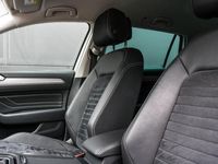 tweedehands VW Passat Variant 1.4 TSI PHEV GTE Trekhaak LED Halfleer Massage