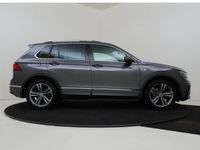 tweedehands VW Tiguan 1.4 TSI ACT Highline Business R | Panoramadak | Stoelverwarming | Keyless | Elektrische achterklep | 3-zone airco | Navigatie | LED Plus verlichting |