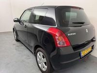 Occasion Suzuki Swift 93 PK (68 kW) 2010 Zwart Hatchback