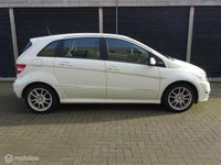 tweedehands Mercedes B160 BlueEFFICIENCY Business Class 90.325 KM NAP Ned. auto / Airco / 17" LM