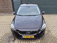 Occasion Volvo V40 Inscription 122 PK (89 kW) 2019 Zwart MPV