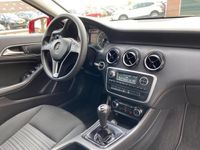 tweedehands Mercedes A180 Economy | 5- Deurs + Airco nu €10.975-!!!