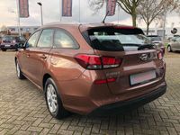 tweedehands Hyundai i30 Wagon 1.0 T-GDI i-Drive Cool, Airco, lane asist, cruise, bluetooth, etc