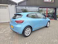 Occasion Renault Clio V Intens 101 PK (74 kW) 2020 Blauw Hatchback