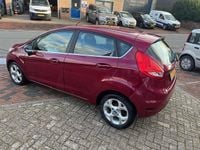 Occasion Ford Fiesta Titanium 82 PK (60 kW) 2010 Paars Hatchback