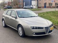 tweedehands Alfa Romeo 159 Sportwagon 1.9 JTS Progression lage km nette sportieve auto!