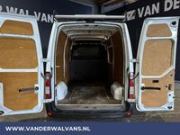 tweedehands Opel Movano 2.3 CDTI 146pk L2H2 Euro6 Airco | Imperiaal | Trap | Navigatie Cruisecontrol, Bijrijdersbank, Bluetooth-telefoonvoorbereiding