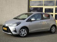 Occasion Toyota Yaris Active 61 PK (44 kW) 2019 Grijs Hatchback