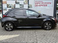 Occasion Toyota Yaris Hybrid Edition 116 PK (85 kW) 2024 Zwart, metallic lak Hatchback