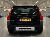 tweedehands Volvo XC70 2.5 T Momentum Prachtige uitvoering met Garantie