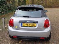 tweedehands Mini Cooper SE Essential 33 kWh