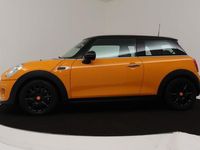 tweedehands Mini Cooper 1.5 First Born Edition (NAVIGATIE HEAD-UP HARMAN