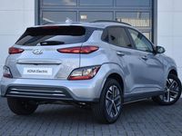 tweedehands Hyundai Kona EV Pure 64 kWh VAN €42.690,- VOOR €39.630,-