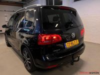 tweedehands VW Touran 1.6 TDI 105pk Highline 7-Zits Navi Camera