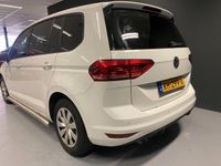 tweedehands VW Touran 2.0 TDI SCR Parkeer Sen- Navi BJ DEC-2017 DSG Rijdt Goed !