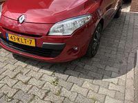 Occasion Renault Mégane III Expression 131 PK (96 kW) 2010 Rood Hatchback