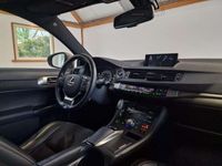 tweedehands Lexus CT200h F Sport Line (Climate / Cruise / Navi / PDC & Came