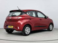 tweedehands Hyundai i10 1.0 COMFORT SMART | AIRCO | CAMERA | CRUISE | NAVI | STOOTSSTRIPS | FABRIEKSGARANTIE GELDIG T/M 6-2026! |