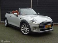 tweedehands Mini Cooper Cabriolet 1.5 Chili 136 PK Automaat / lederen sportstoelen /