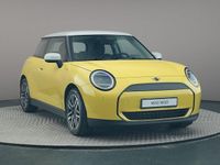 Occasion Mini Cooper Classic 135 kW (184 PK) 2025 Geel Hatchback