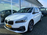 tweedehands BMW 218 2-SERIE Active Tourer i Executive trekhaak stoelverwarming hud