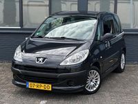 Occasion Peugeot 1007 73 PK (53 kW) 2005 Zwart MPV