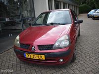 Occasion Renault Clio II Expression 98 PK (72 kW) 2002 Rood Hatchback