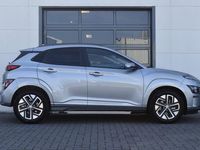 tweedehands Hyundai Kona EV Pure 64 kWh VAN €42.690,- VOOR €39.630,-