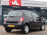 tweedehands Renault Twingo 1.2-16V Authentique | boekjes + 2 sleutels aanwezig | elektrische ramen | Centrale portiervergrendeling!