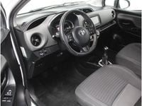 Occasion Toyota Yaris Connect Style 74 PK (54 kW) 2020 Wit Hatchback