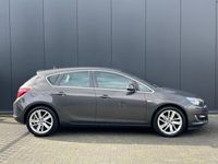 tweedehands Opel Astra 1.4 Turbo Sport Navigatie Cruise Sportvelgen