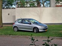 tweedehands Peugeot 206 1.4-16V Quiksilver