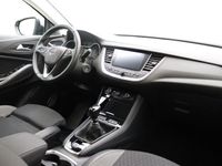 tweedehands Opel Grandland X 1.2 Turbo Business Edition Automaat | Navigatie | Camera | Climate control | Voorruitverwarming | Comfort stoelen | Lichtmetalen velgen | Getint glas