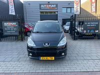 Occasion Peugeot 1007 74 PK (54 kW) 2007 Zwart, metallic lak MPV