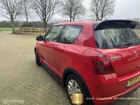 tweedehands Suzuki Swift 1.5 Exclusive GT pakket, Airco, Rood met NAP