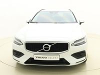 tweedehands Volvo V60 B3 177pk Momentum Advantage / Stoel/- stuurverwarming / Camera achter / ACC / BLIS / DAB /