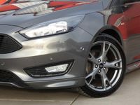 tweedehands Ford Focus Wagon 1.0 ST-Line/ lage km/ compleet!