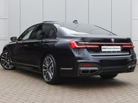 tweedehands BMW M760 760xDrive High Executive Automaat / Panoramada