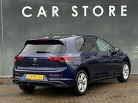 Occasion VW Golf VIII Life 131 PK (96 kW) 2020 Blauw Hatchback