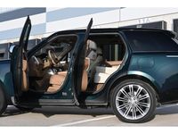 Occasion Land Rover Range Rover 400 PK (294 kW) 2023 British racing green (donker groen metallic)bruin SUV