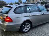 tweedehands BMW 318 3-SERIE Touring d Corporate Lease High Executive leer clima navigatie cruise controle om-velgen pdc