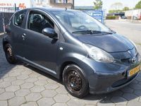 tweedehands Toyota Aygo 1.0-12V +