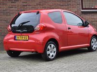 Occasion Toyota Aygo 68 PK (50 kW) 2007 Rood Hatchback