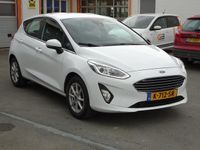 tweedehands Ford Fiesta 1.0 EcoBoost Hybrid Titanium Navigatie, licht metalen velgen, cruise controle, parkeersensoren, automatische airco, enz,