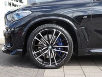 tweedehands BMW X5 xDrive45e High Executive M Sport Automaat / Panoramadak / Trekhaak / Laserlight / Parking Assistant Plus / Gesture Control / Driving Assistant Professional