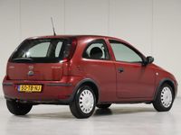 tweedehands Opel Corsa 1.2-16V Rhythm Automaat