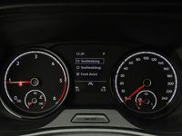 tweedehands VW Transporter Bedrijfswagens2.0 TDI 150PK DSG L2H1 30 | 3-zits | Trekhaak | Standkachel | Apple Carplay / Android Auto | Camera | 17 inch