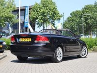 tweedehands Volvo C70 Convertible 2.4i 170 PK Momentum Automaat / 112.00