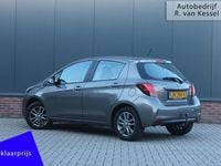 Occasion Toyota Yaris Trend 99 PK (72 kW) 2016 Grijs Hatchback