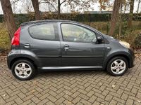 Occasion Peugeot 107 Urban Move 68 PK (50 kW) 2008 Grijs (metallic) Hatchback